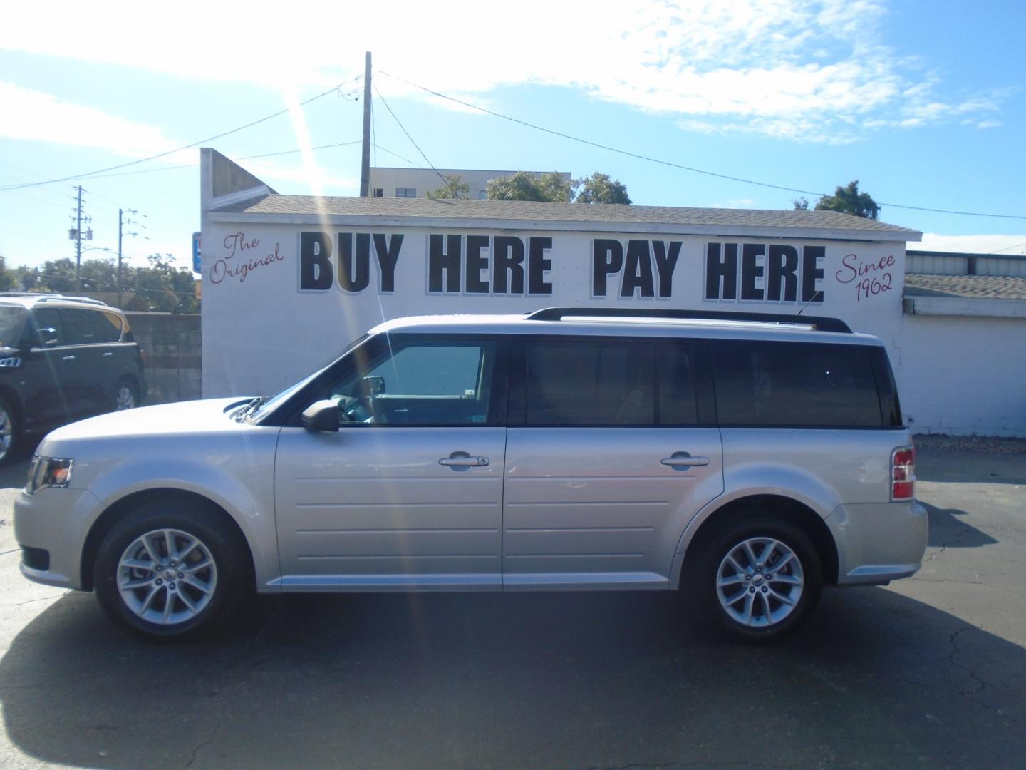 2015 Ford Flex SE FWD (2FMGK5B86FB) with an 3.5L V6 DOHC 24V engine, 6A transmission, located at 6112 N Florida Avenue, Tampa, FL, 33604, (888) 521-5131, 27.954929, -82.459534 - Photo#0